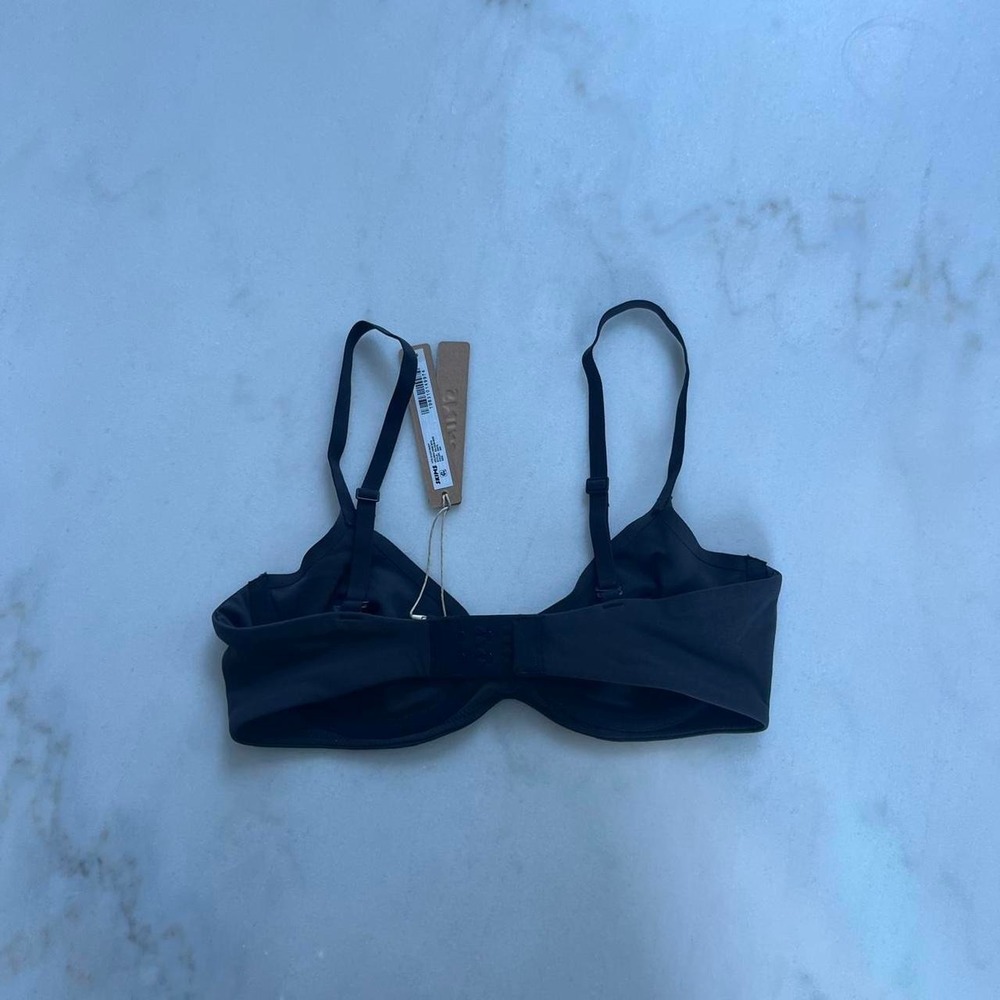 Skims Fits Everybody Unlined Demi Bra Onyx Black 32C BA-DEM-0220 NWT - Picture 3 of 3